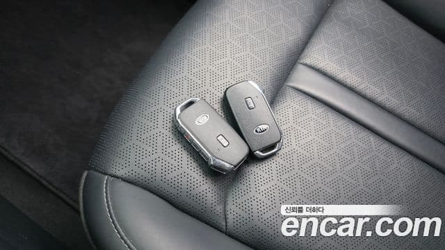 Kia Sorento 2021 — ფოტო 18/20