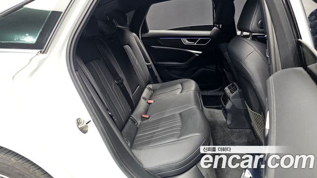 Audi A6 2020 — ფოტო 11/20