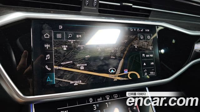 Audi A6 2020 — ფოტო 13/20