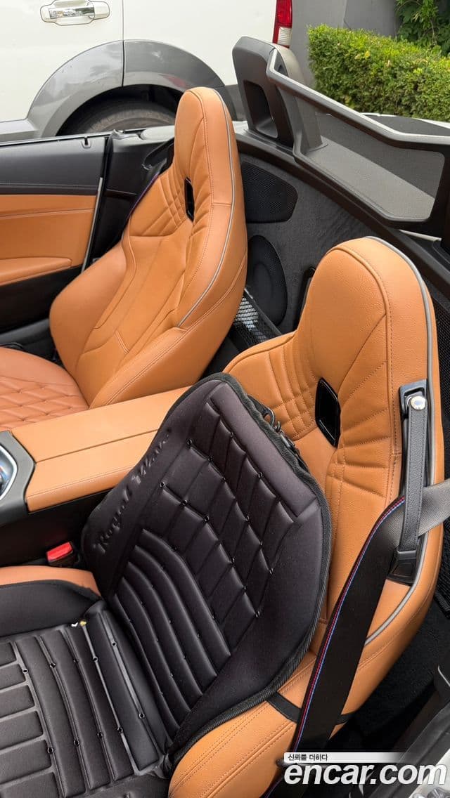 BMW Z4 2022 — ფოტო 8/10