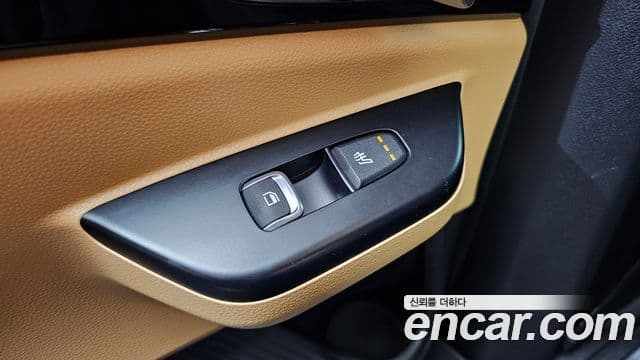 Kia Carnival 2020 — ფოტო 20/20