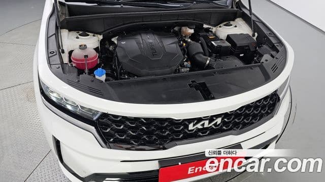 Kia Sorento 2022 — ფოტო 6/20