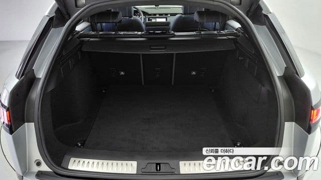 Land Rover Range Rover Velar 2019 — Фото 18/20