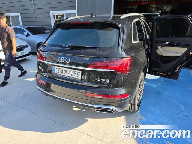 Audi Q5 2024 — Фото 10/15