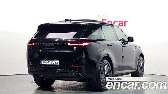 Land Rover Range Rover Sport 2023 — Фото 2/20