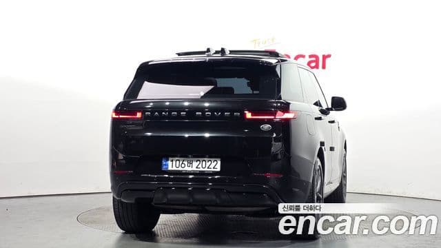 Land Rover Range Rover Sport 2023 — Фото 4/20