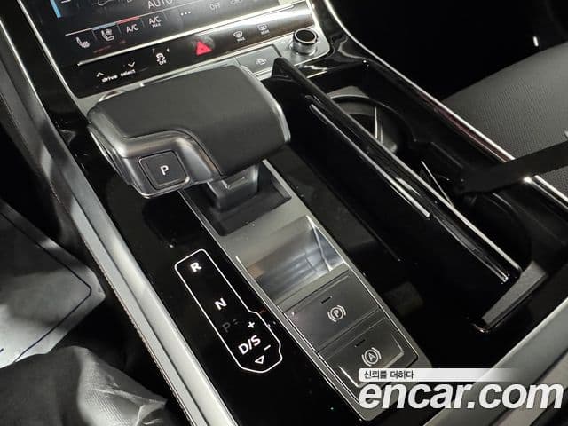 Audi Q7 2026 — Фото 11/14