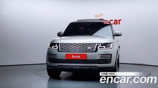Land Rover Range Rover 2020 — Фото 3/20