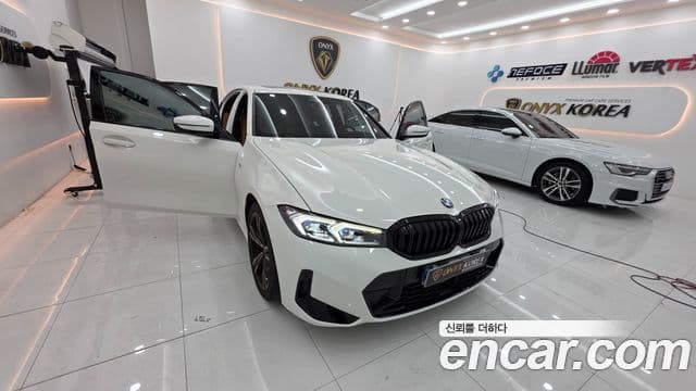 BMW 3 Series 2023 — ფოტო 7/13
