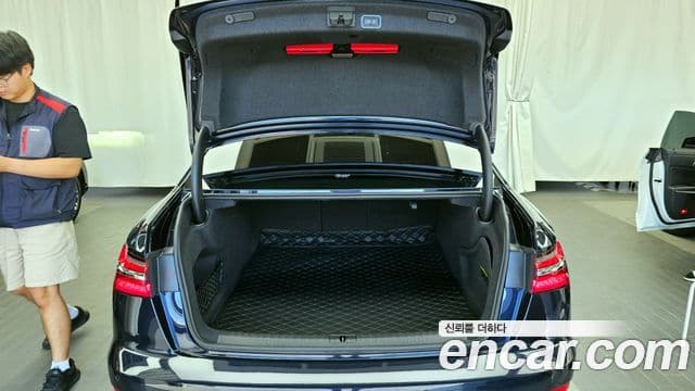 Audi A6 2023 — ფოტო 20/20