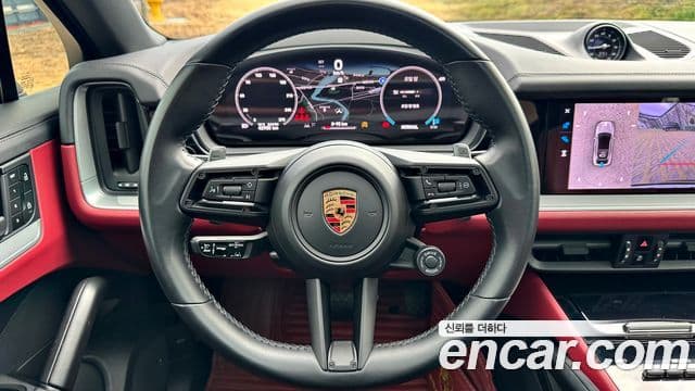 Porsche Cayenne 2023 — Фото 13/20