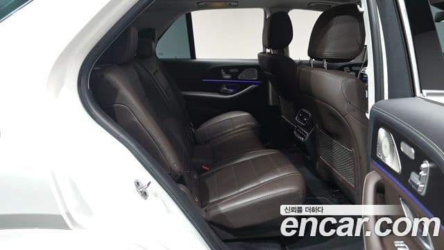 Mercedes-Benz GLE-Class 2023 — ფოტო 12/20