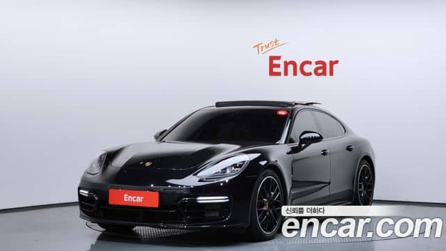 Porsche Panamera, 2020