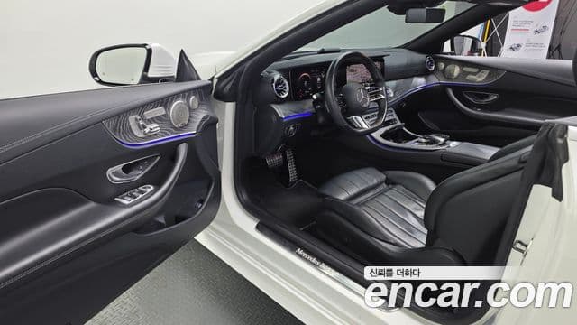 Mercedes-Benz E-Class 2021 — Фото 10/20