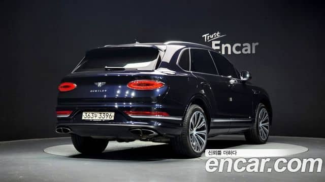 Bentley Bentayga, 2022