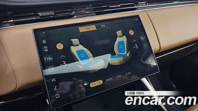 Land Rover Range Rover Sport 2025 — Фото 18/20
