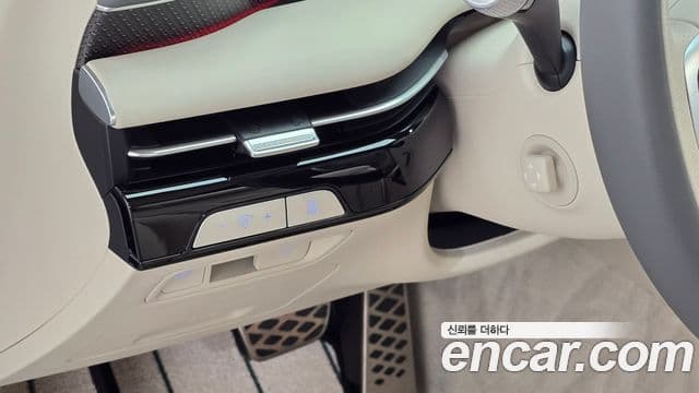 Genesis Electrified G80 2025 — Şəkil 13/20