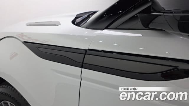 Land Rover Range Rover Evoque 2026 — Фото 20/20