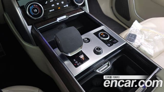 Land Rover Range Rover 2022 — Şəkil 7/20