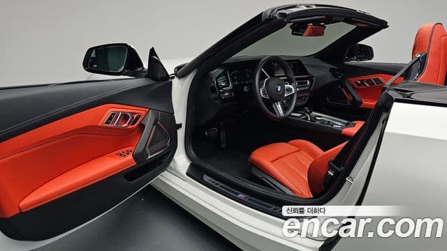 BMW Z4 2025 — ფოტო 10/20