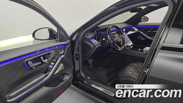 Mercedes-Benz S-Class 2022 — Фото 10/20