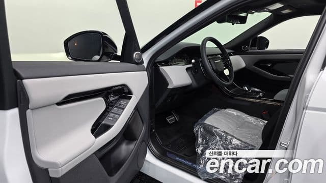 Land Rover Range Rover Evoque 2026 — Şəkil 10/20