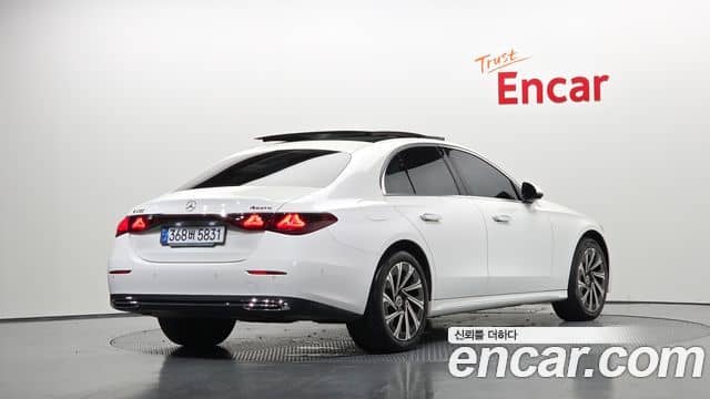 Mercedes-Benz E-Class, 2024