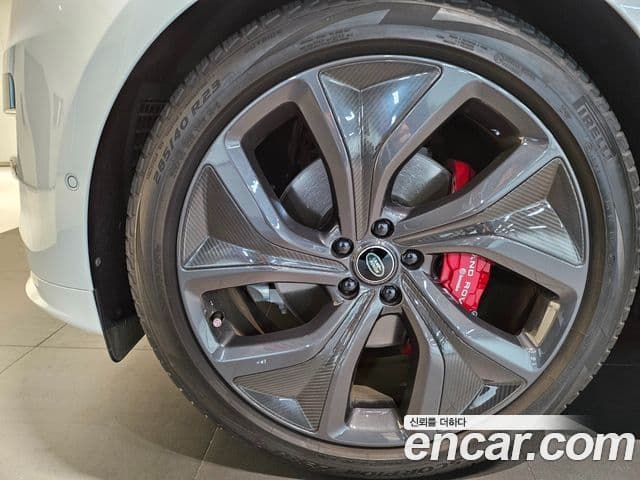 Land Rover Range Rover Sport 2023 — Фото 8/14