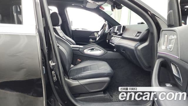 Mercedes-Benz GLS-Class 2021 — Фото 10/20