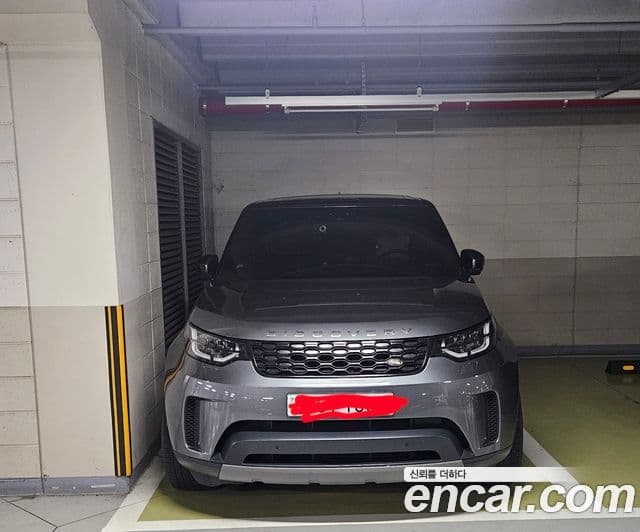 Land Rover Discovery 5 2019 — Фото 11/12
