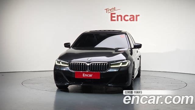 BMW 5 Series 2022 — ფოტო 3/20