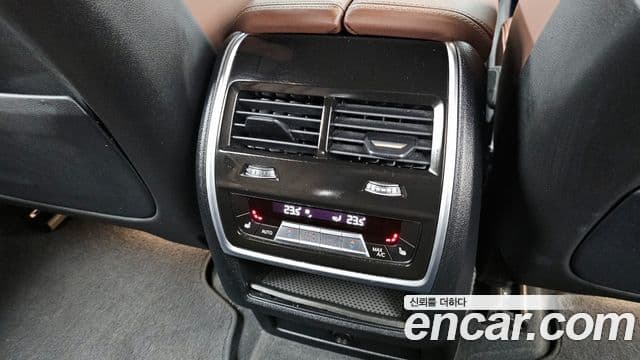 BMW X5 2022 — ფოტო 19/20