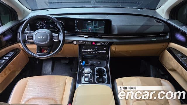 Kia Carnival 2022 — ფოტო 7/20