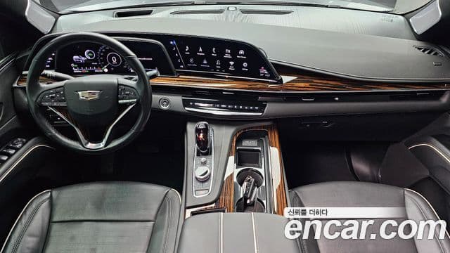 Cadillac Escalade 2022 — ფოტო 7/20