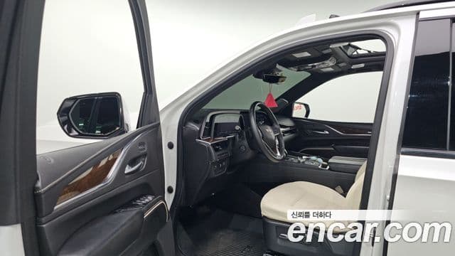 Cadillac Escalade 2021 — Фото 10/20