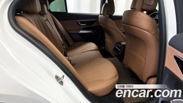 Mercedes-Benz E-Class 2025 — Şəkil 11/20
