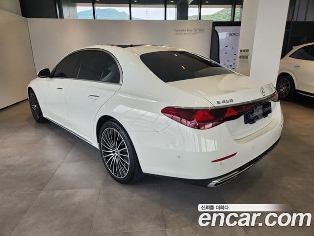 Mercedes-Benz E-Class 2025 — ფოტო 3/20