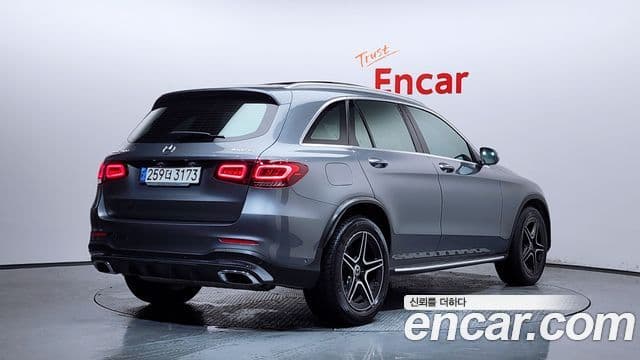 Mercedes-Benz GLC-Class 2021 — ფოტო 2/20