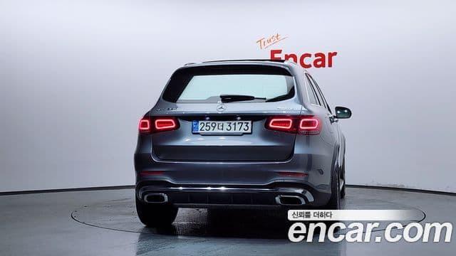 Mercedes-Benz GLC-Class 2021 — ფოტო 4/20