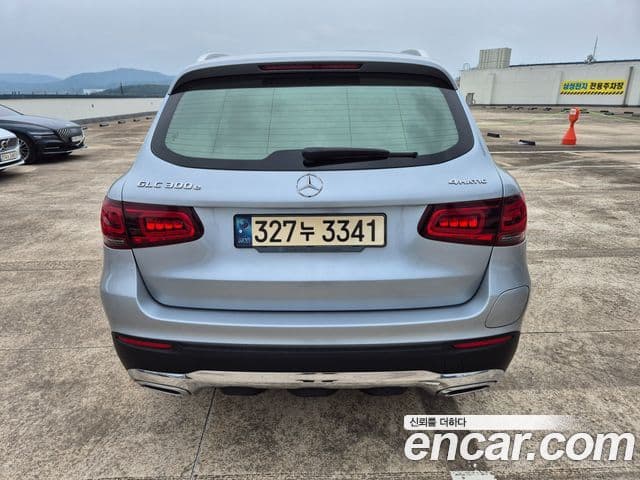 Mercedes-Benz GLC-Class 2021 — ფოტო 3/12