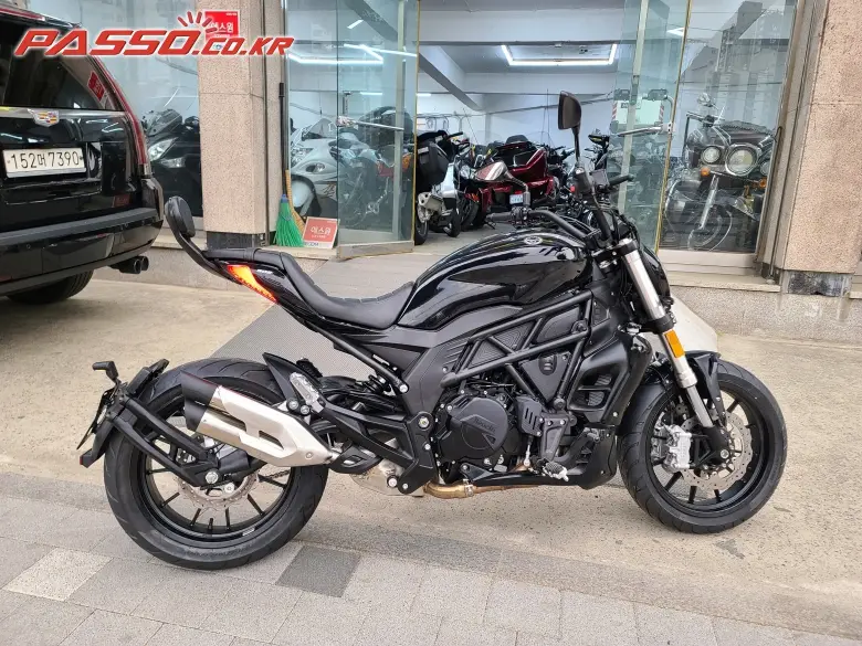 Benelli 502 C