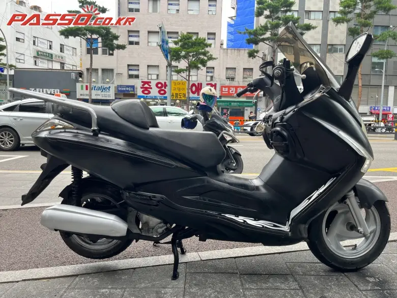 SYM Voyager 125