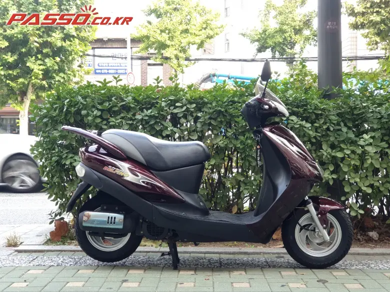 DNA Motors / Daelim Delfino 100