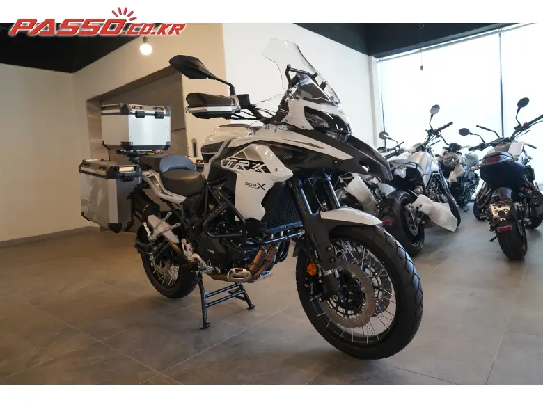 Benelli TRK 502 X