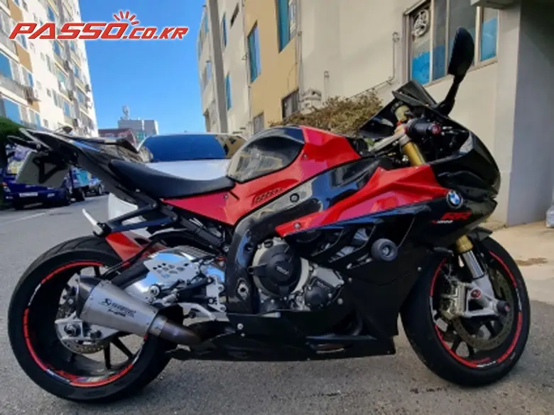BMW S 1000 RR