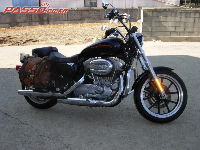 Harley-Davidson 883 SuperLow
