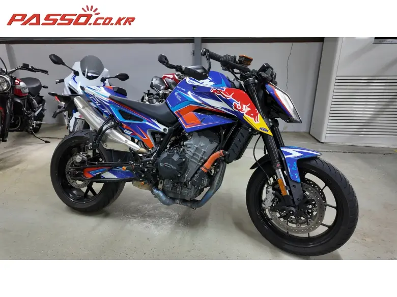 KTM 790 Duke