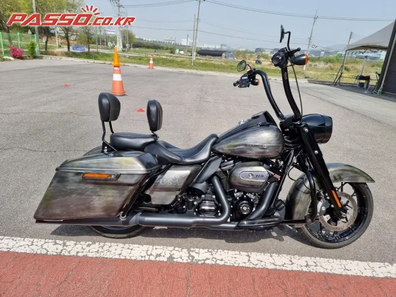 Harley-Davidson Road King Special