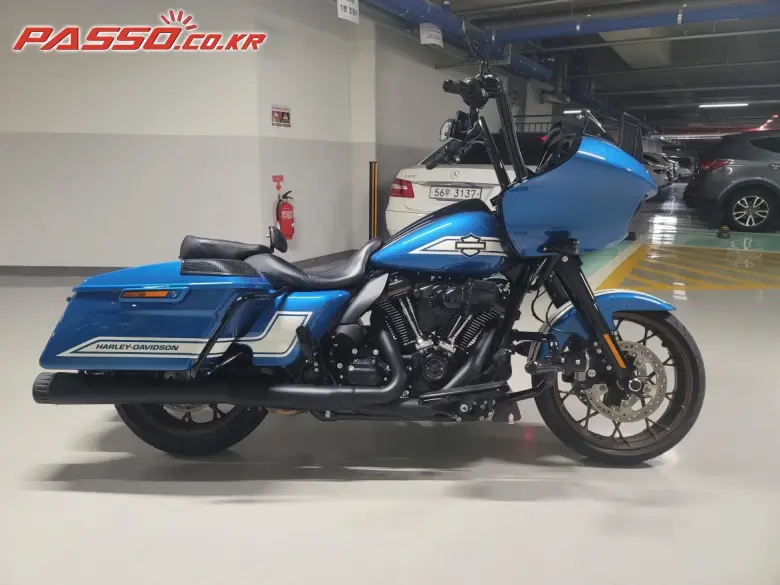 Harley-Davidson Road Glide ST