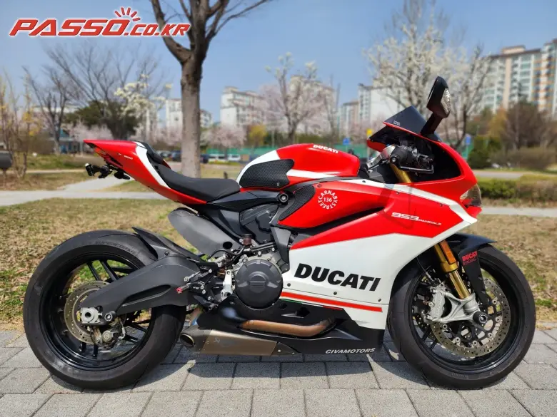 Ducati 959 Panigale CORSE